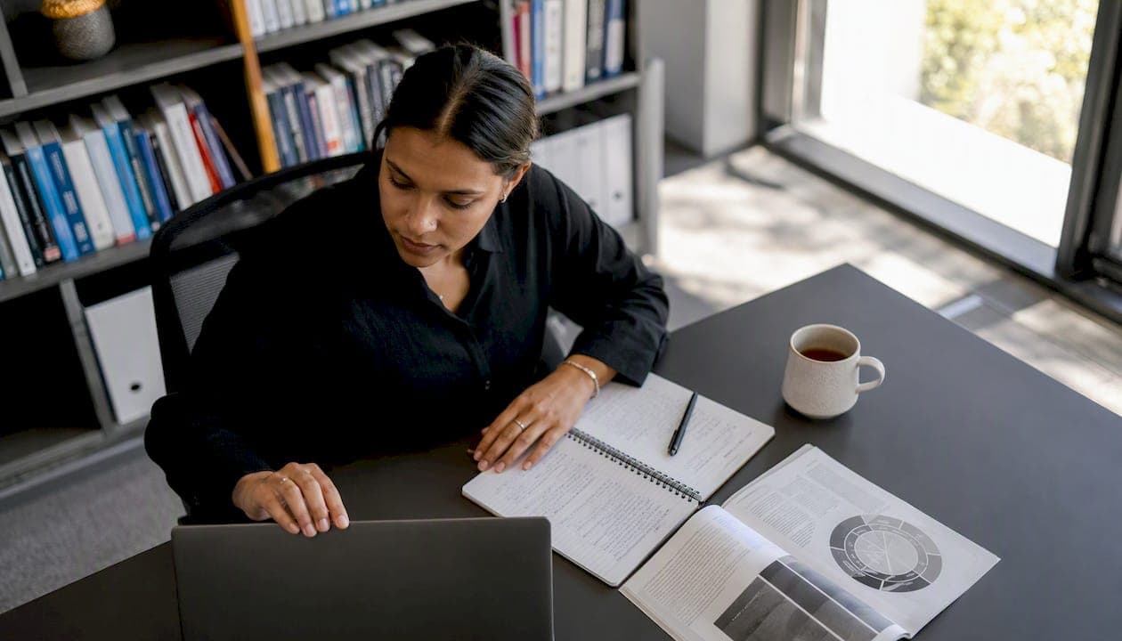Online mini MBA: nationally recognised AQF pathways in Australia