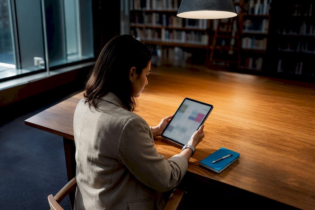8 Steps to Pick a VET Course for Australian Working Adults